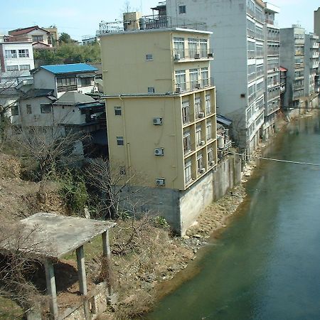 Shin-Matsuba Ryokan Фукусима Экстерьер фото